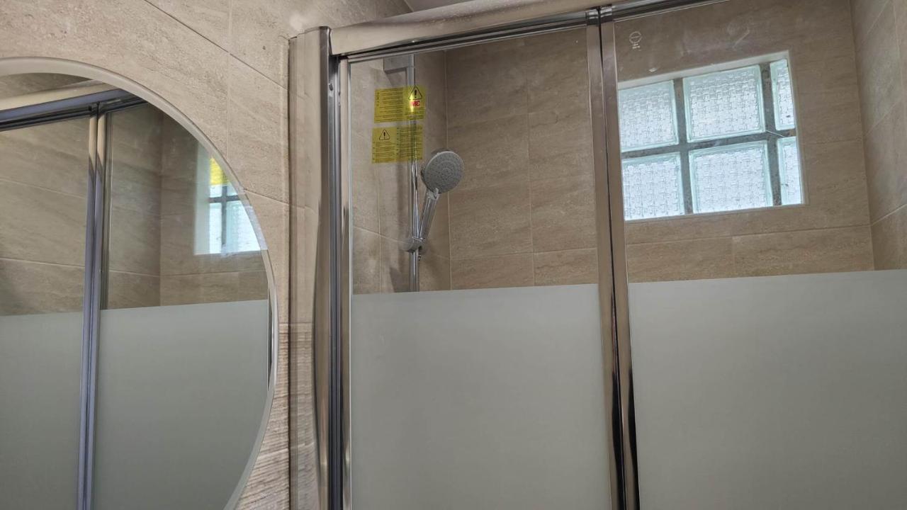 בונדי Chambre Pour 2 Personnes Avec Lit Separe Dans La Banlieue Parisienne מראה חיצוני תמונה